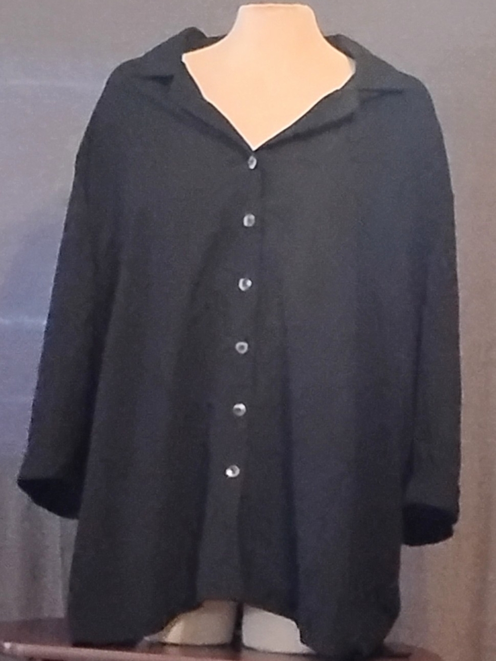 Maggie Barnes Black Button-Front Oversized Top